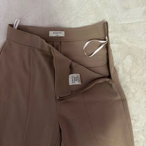 Brand new Babaton Dress pant!